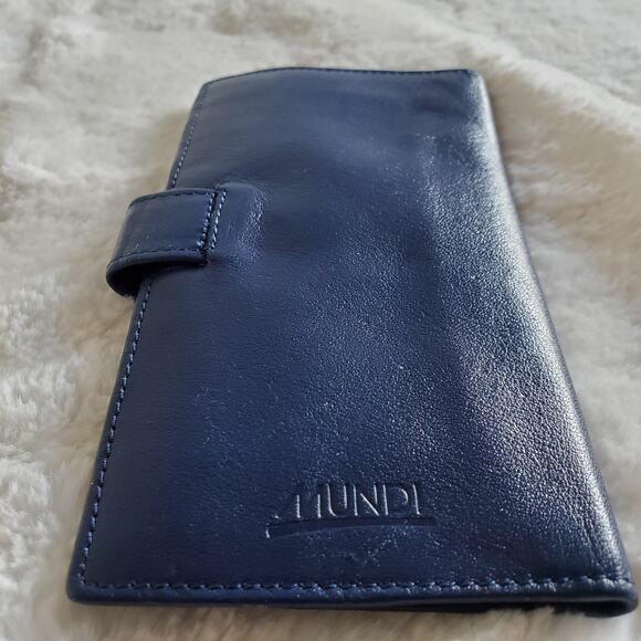 Mundi Card Wallet Read Description - Picture 3 of 7